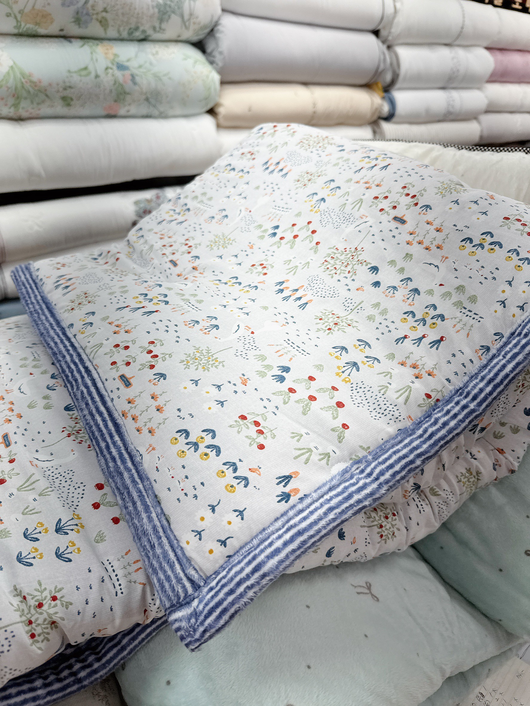 花園滾邊線條冬日單人床墊S