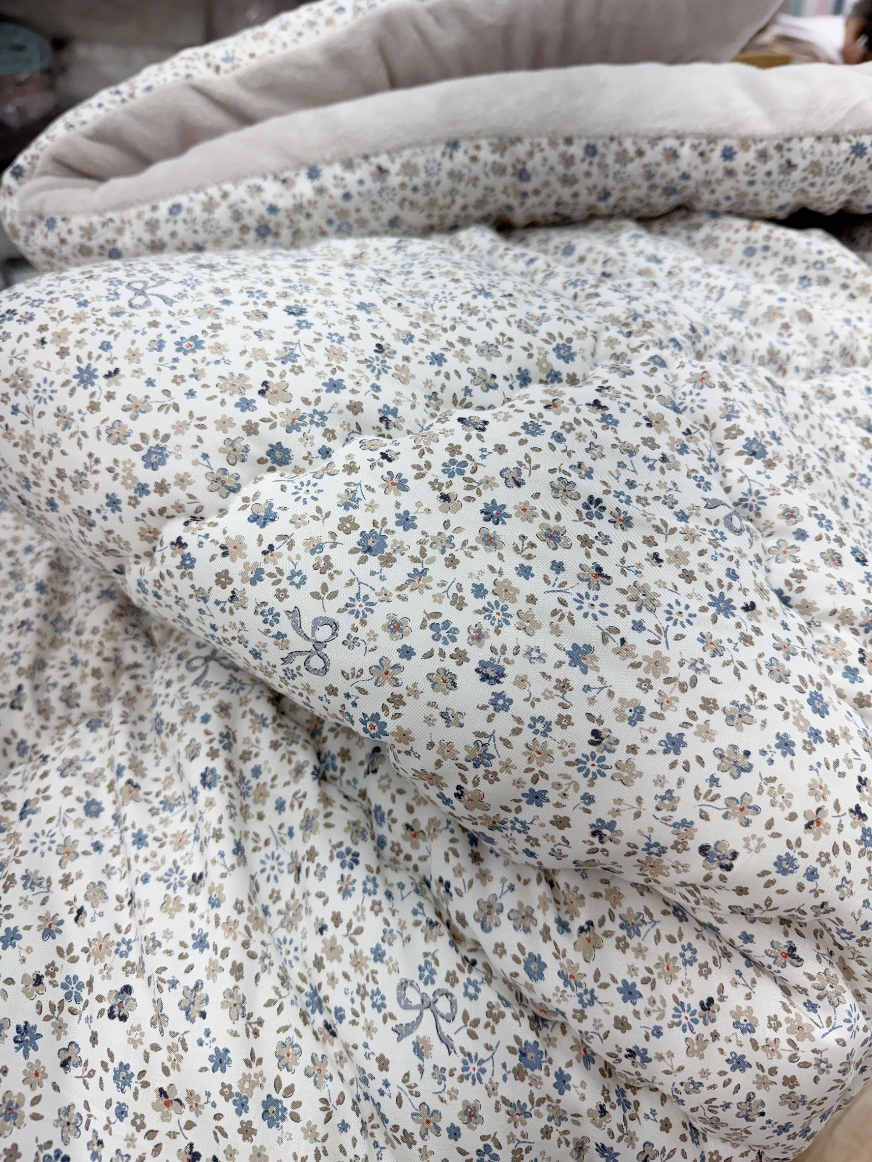 A47.田園花海蕾絲滾邊莫代爾雙人被Q