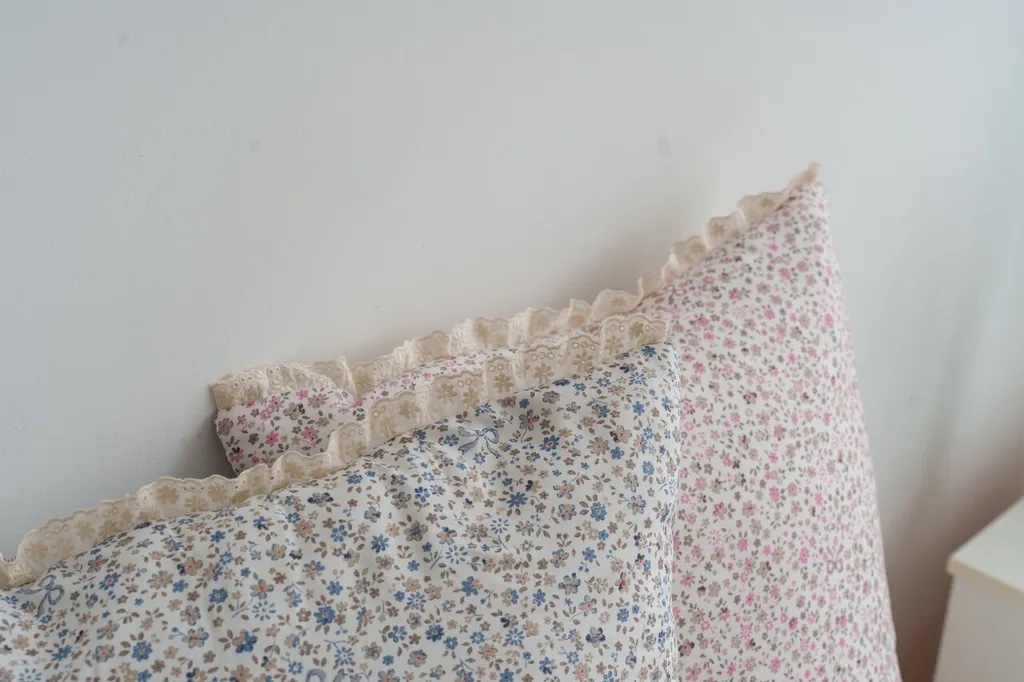 A45.田園花海蕾絲滾邊莫代爾枕頭套(單入)