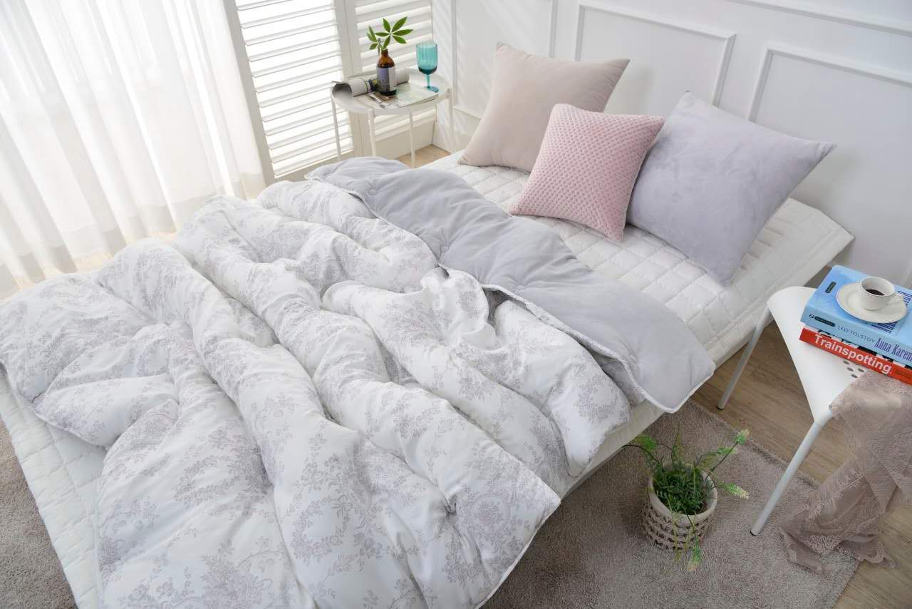 A29.古典花卉蝴蝶結雙人被Q