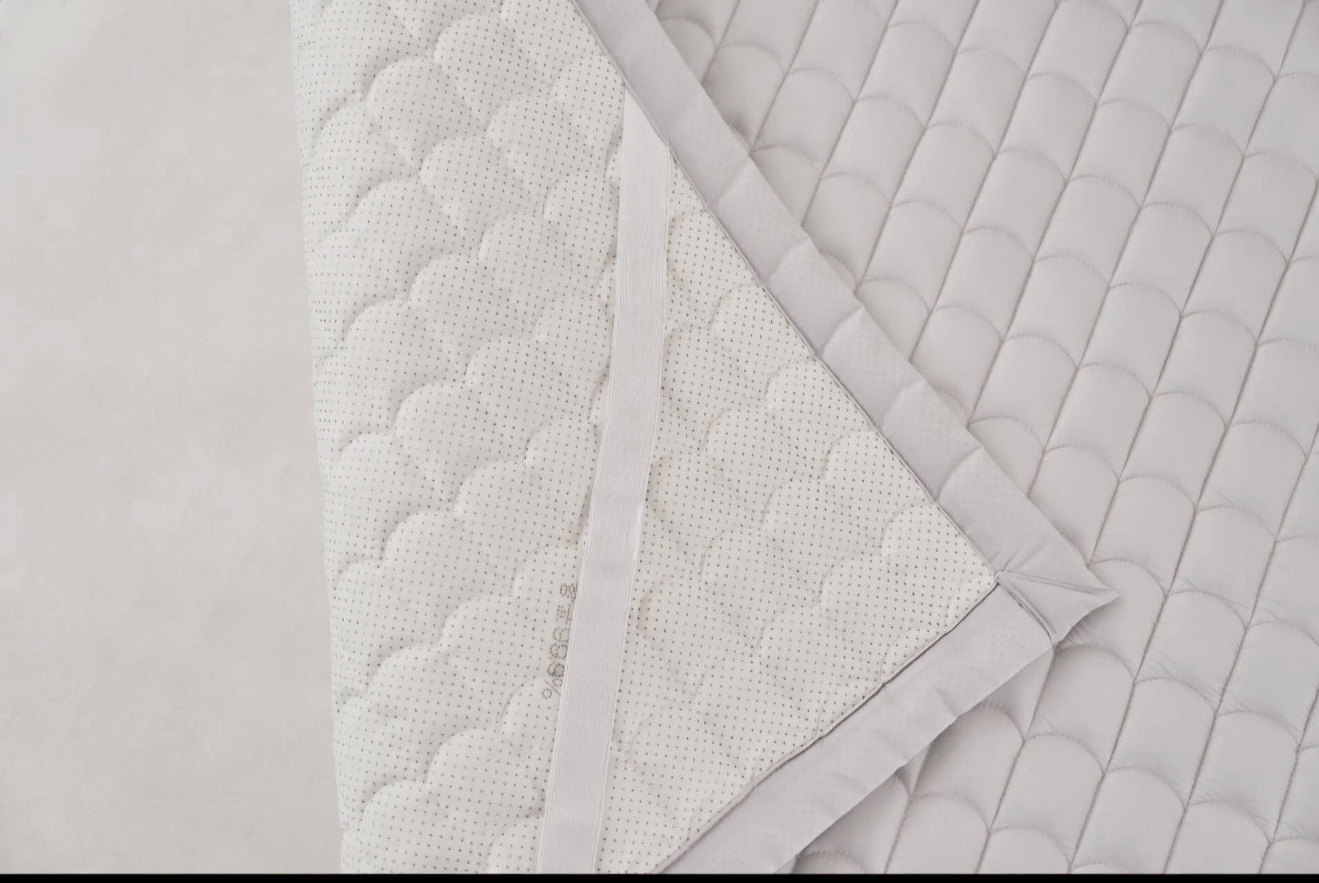 A18.清新柔色雙人床墊Q