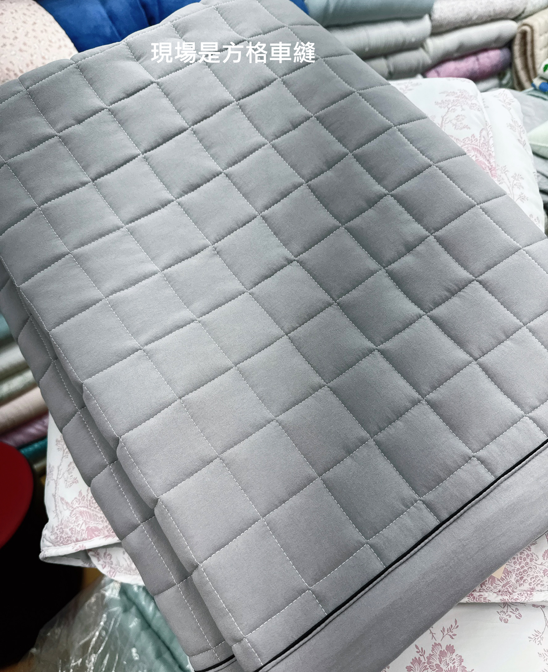 A12.素雅方格單人床墊S