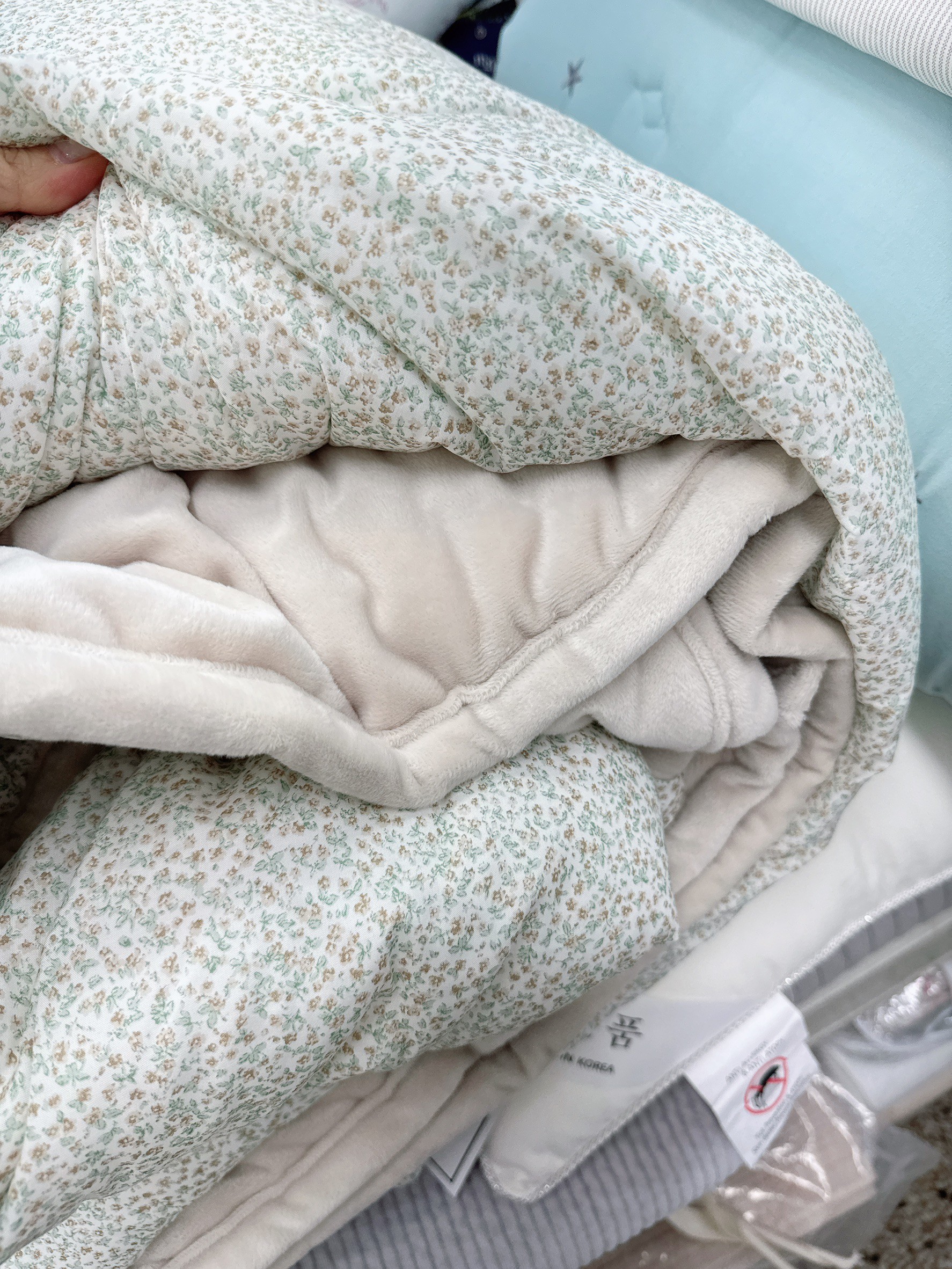 A38.雅緻小碎花單面絨毛單人被S