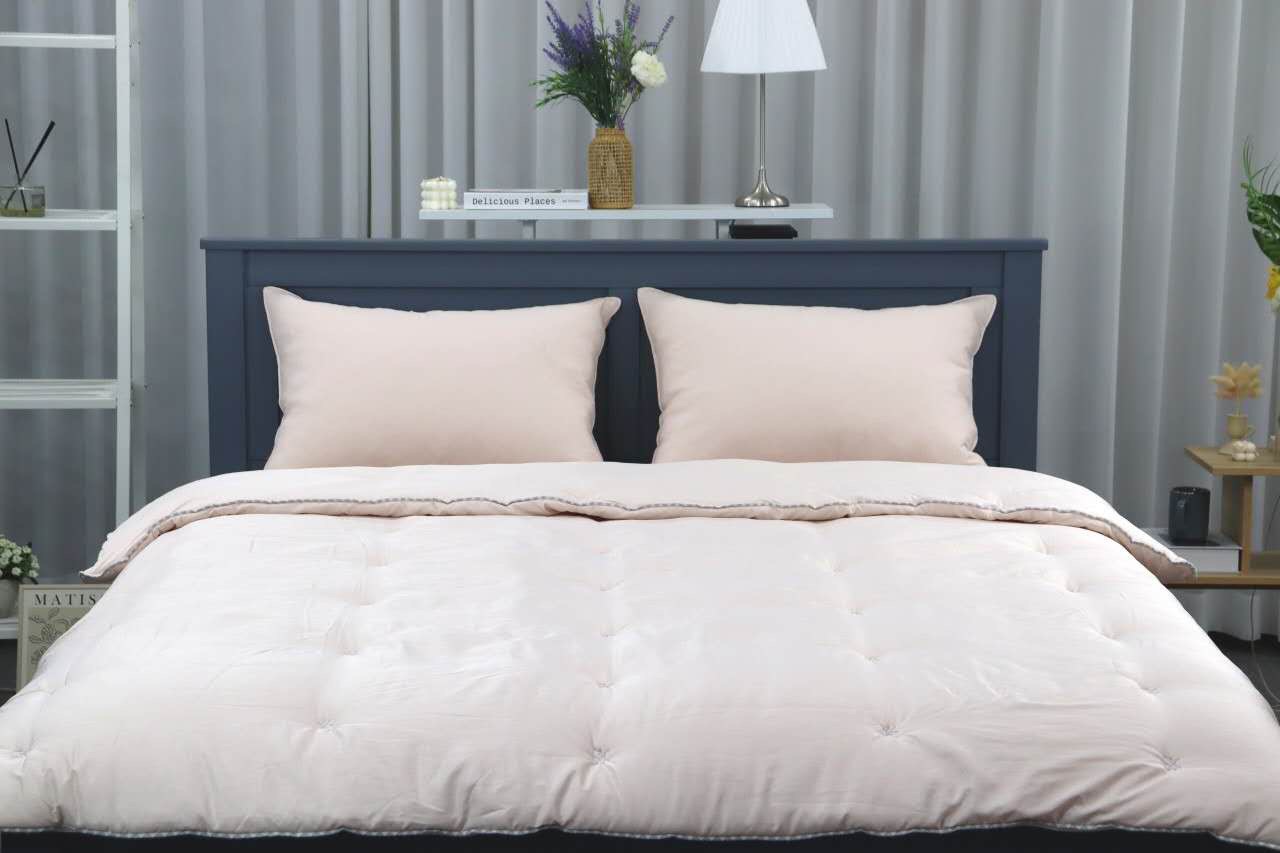 A32.花草小刺繡單面絨毛雙人被Q