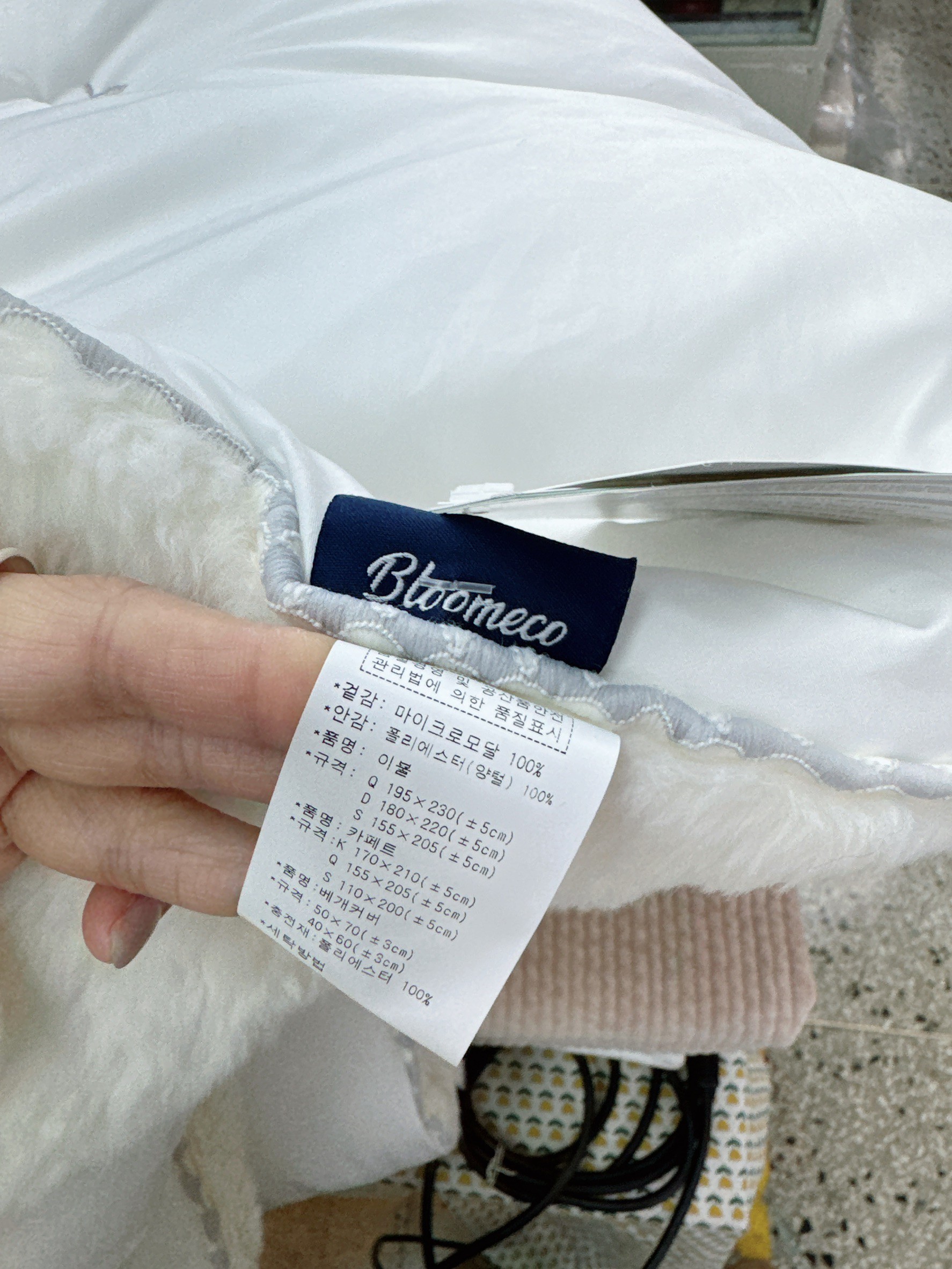 A31.花草小刺繡單面絨毛單人被S