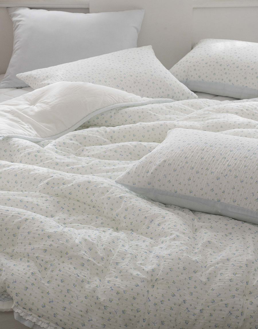 B31.小花蕾絲滾邊韓國雙人被Q