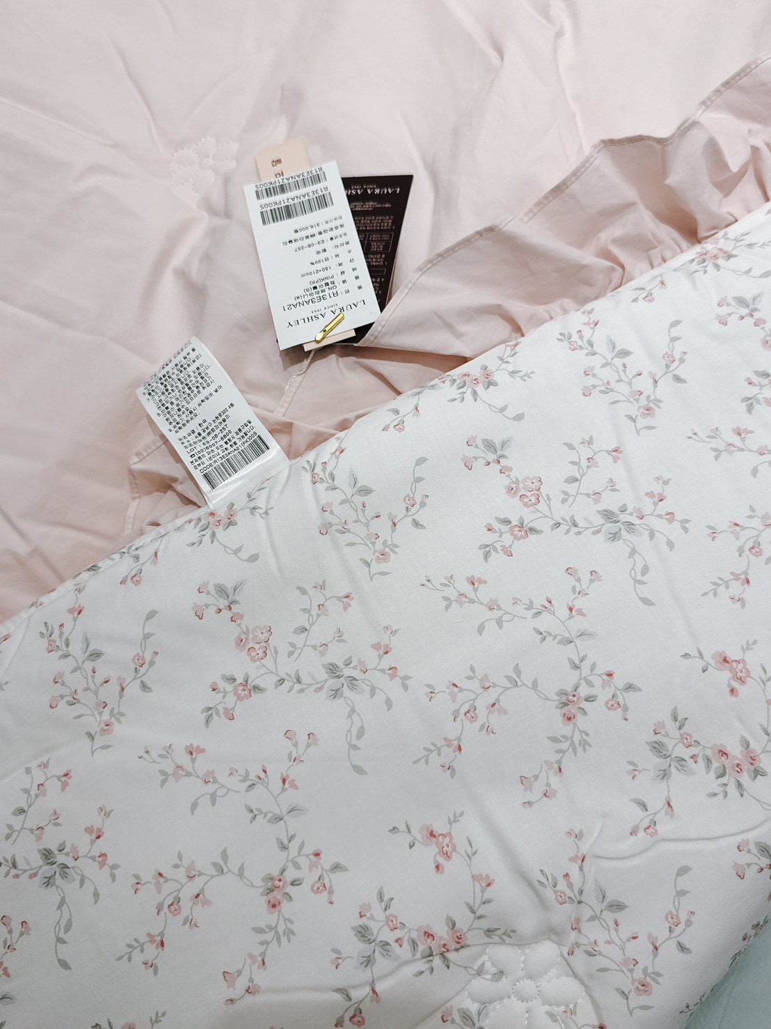 B10.Laura Ashley荷葉粉彩雙人被Q