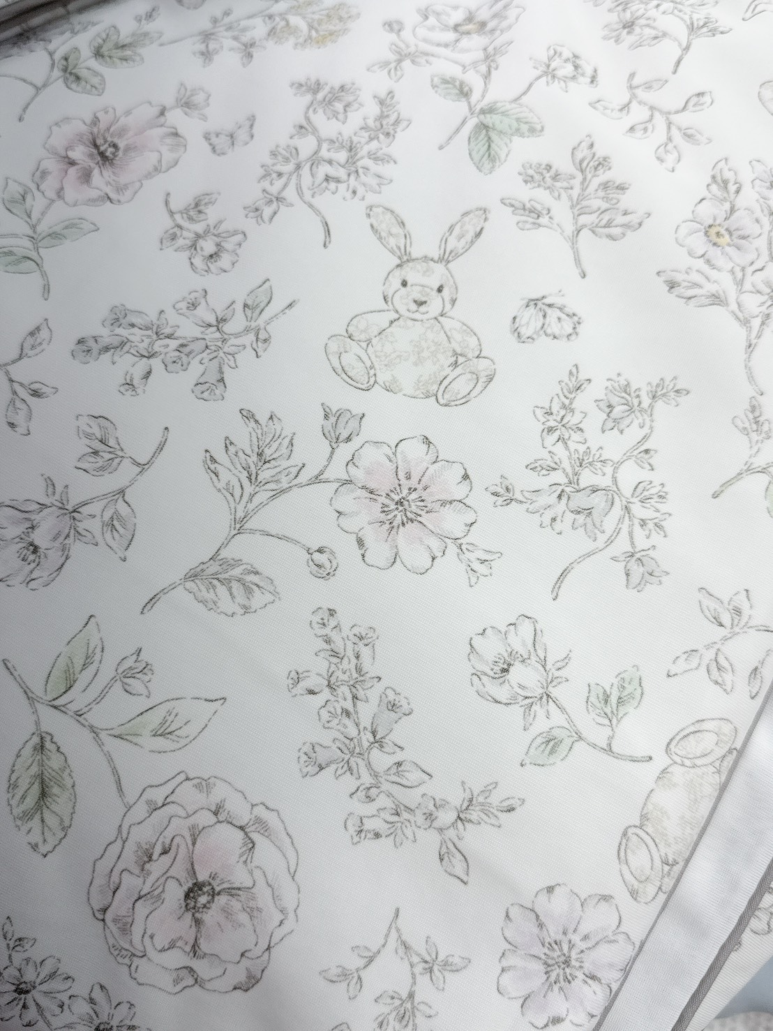 B43.可愛花叢小兔涼感枕頭套(單入)