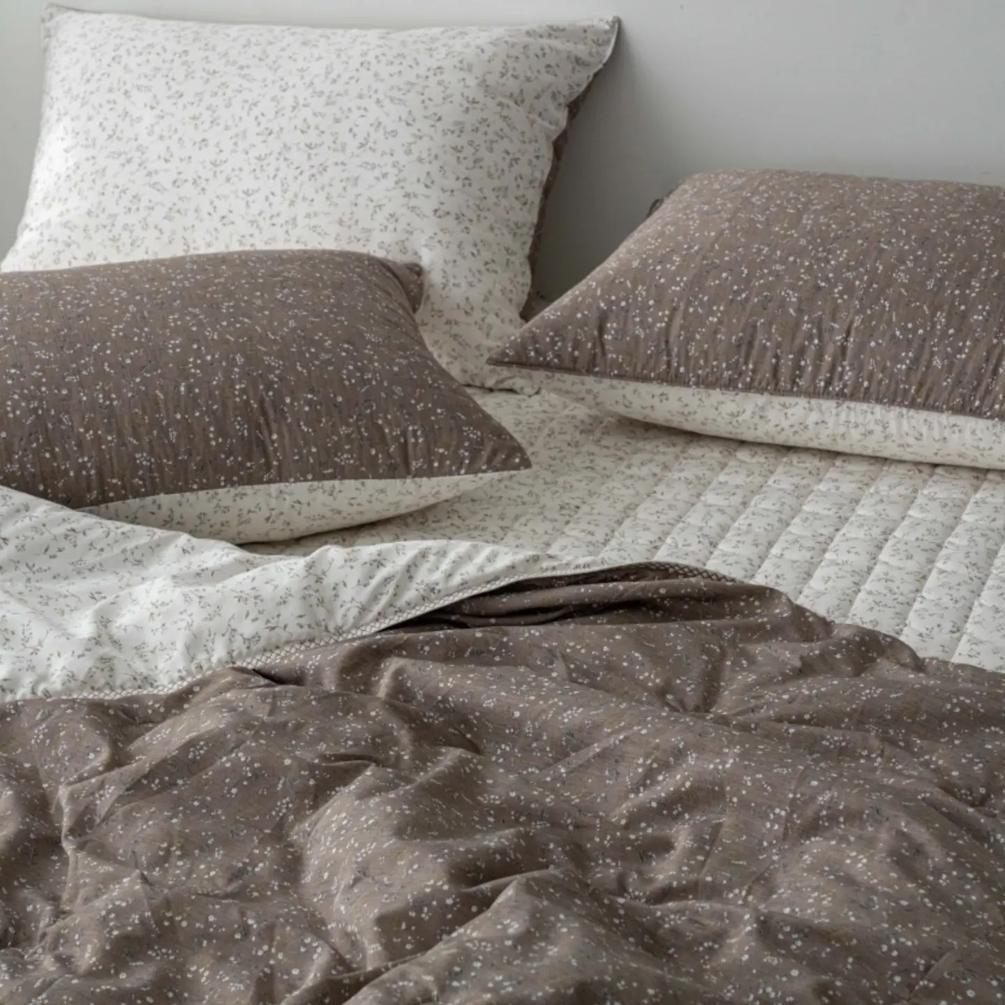 A14.恬靜花草單人床墊115*200